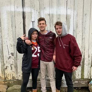 Meet your Posher, Gary